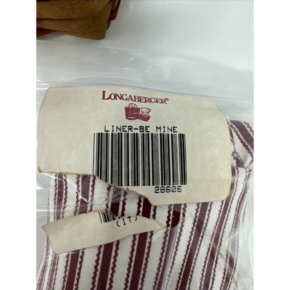 Longaberger 1994 Sweetheart Be Mine Basket, Liner, Protector Combo 18601 - Picture 3 of 12